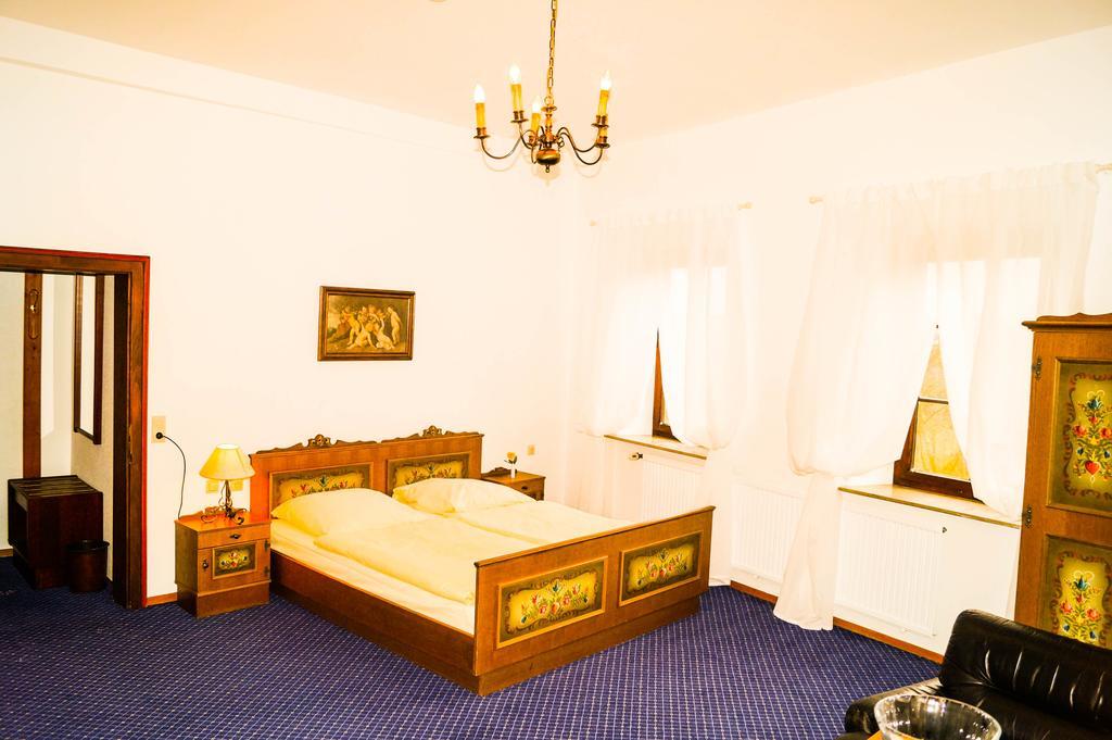 Schlosshotel Hoefingen Leonberg Zewnętrze zdjęcie