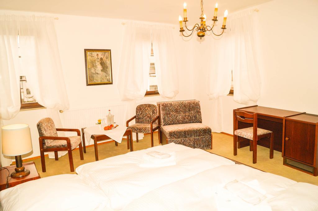 Schlosshotel Hoefingen Leonberg Zewnętrze zdjęcie